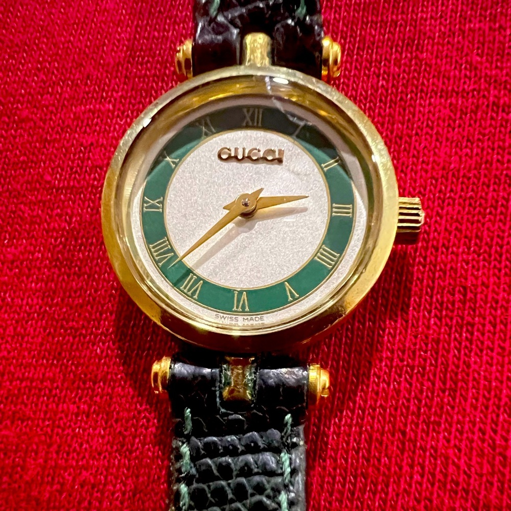 💯% super rare GUCCI watch